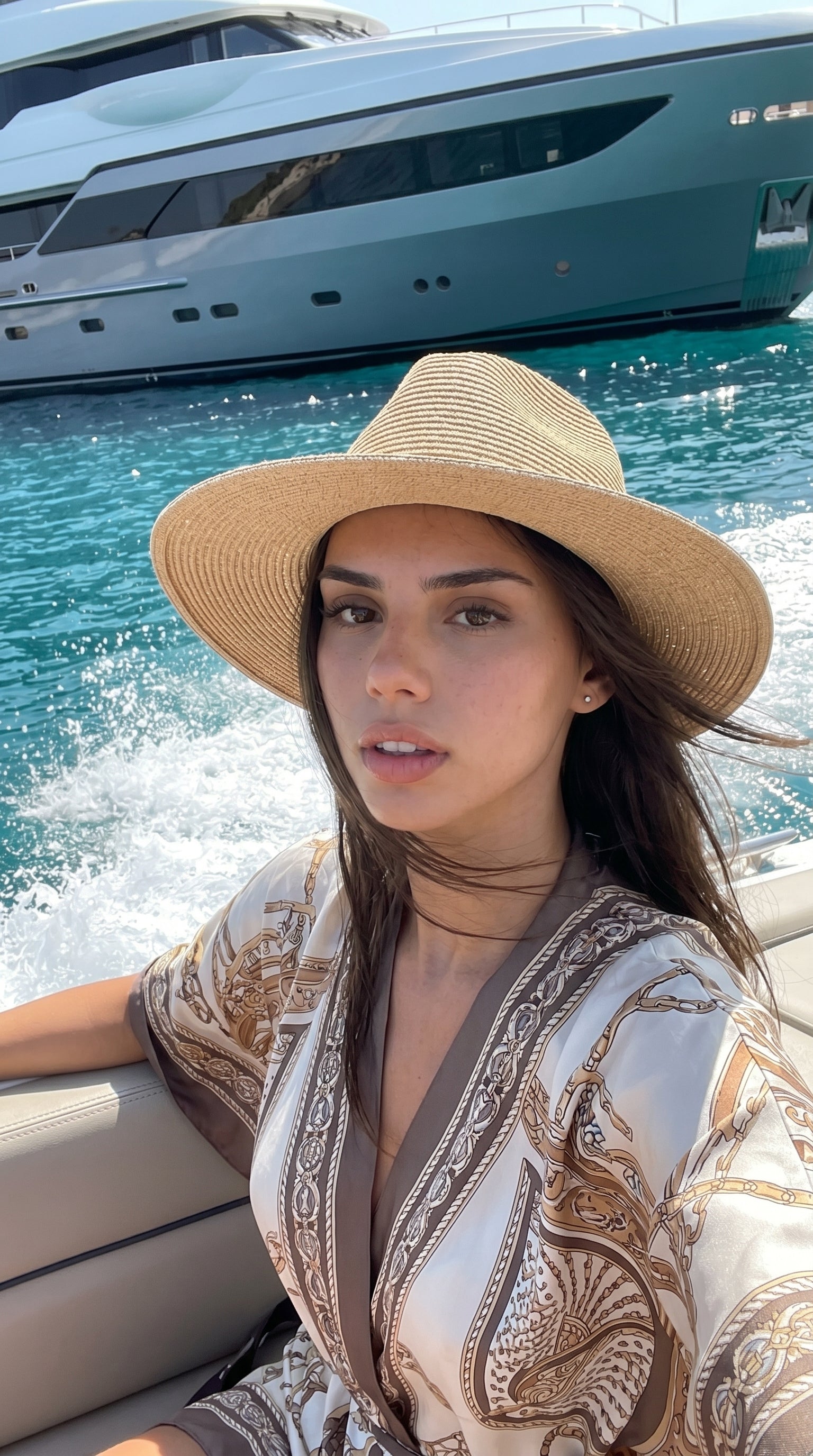Yacht & Sundeck Life (100 Prompts)